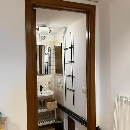 Appartamento Vecchio Bastione • Unico Ambiente • • *